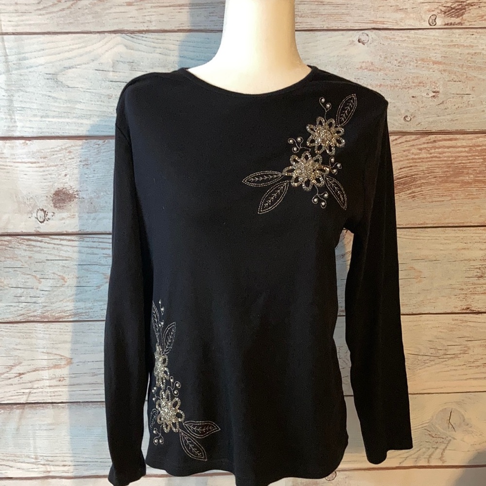 Lg 100% cotton long sleeve T shirt by Karen Scott